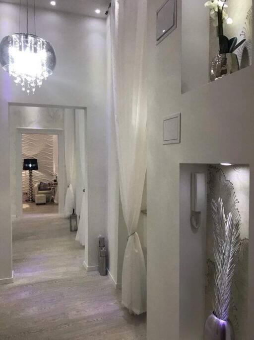 White Luxury Apartment Budapest Luaran gambar