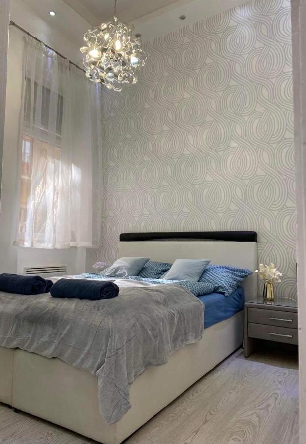 White Luxury Apartment Budapest Luaran gambar