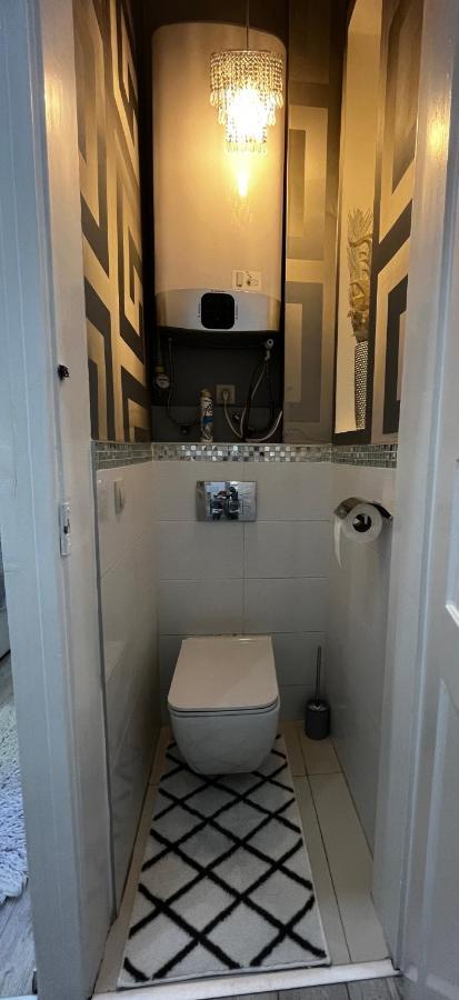 White Luxury Apartment Budapest Luaran gambar